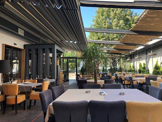 Maestro'S Restaurant